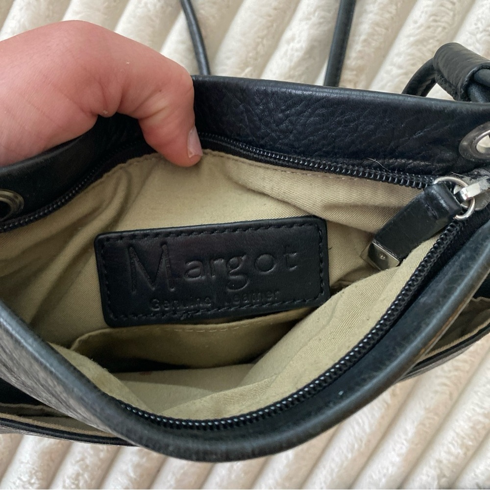 Margot Black Leather Crossbody Bag‎ - Picture 9 of 11